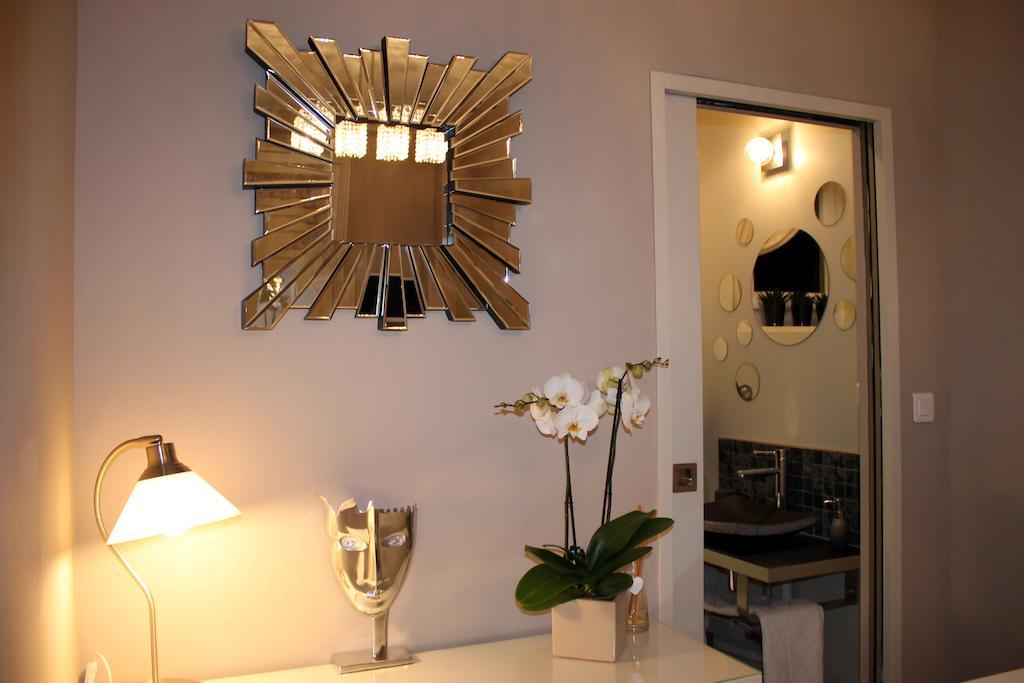 A La Fleur D Oranger - Lille La Madeleine Bed & Breakfast La Madeleine  Room photo